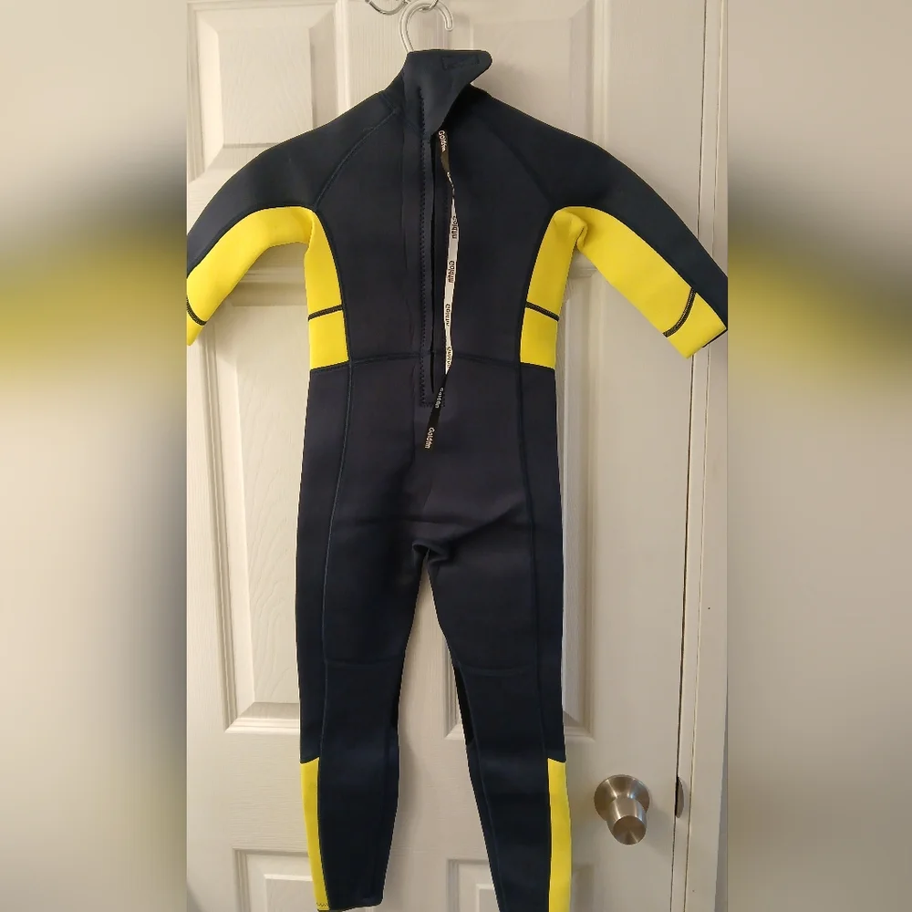 GoldFin Kids Long Sleeve Full Body Wetsuit Size 8